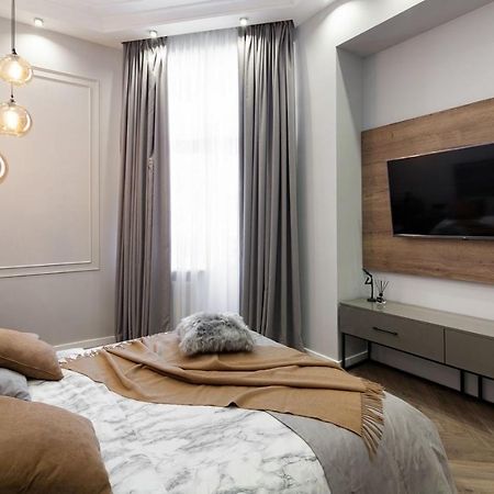 Кості Левицького 11 Lviv Ngoại thất bức ảnh
