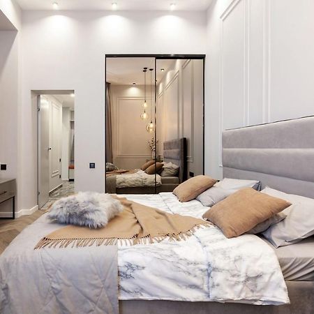 Кості Левицького 11 Lviv Ngoại thất bức ảnh