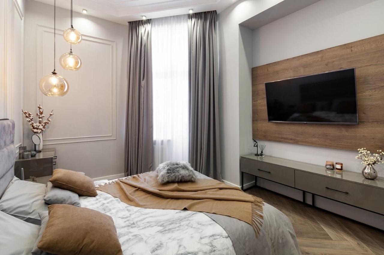 Кості Левицького 11 Lviv Ngoại thất bức ảnh
