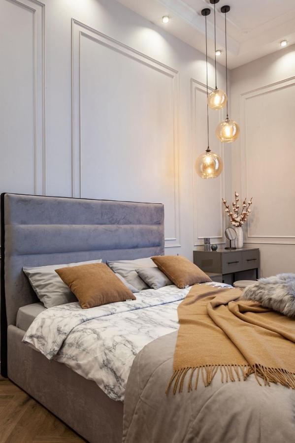 Кості Левицького 11 Lviv Ngoại thất bức ảnh